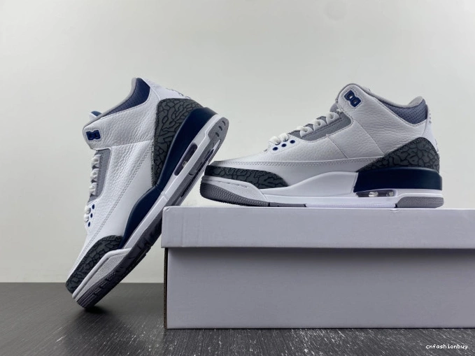 3 CT8532-140 Midnight Navy Jordan Air 0717